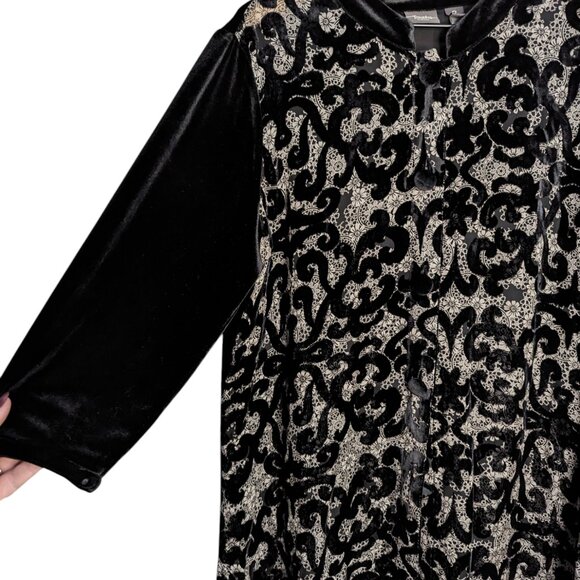 Chico’s Silk Velvet Button Front Cardigan Blouse Semi sheer Black Large 2 - Picture 6 of 7